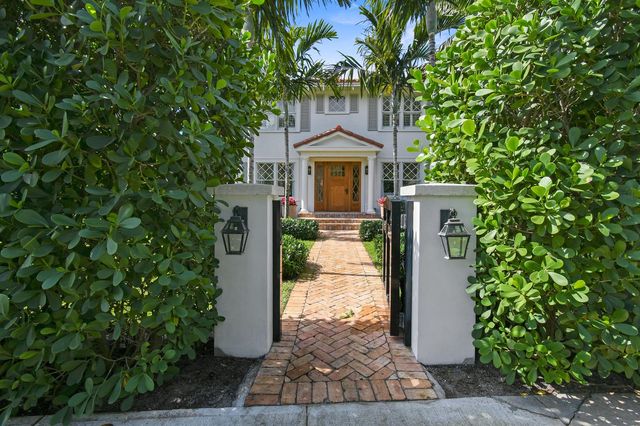 300 Buckingham Road, West Palm Beach, FL 33405