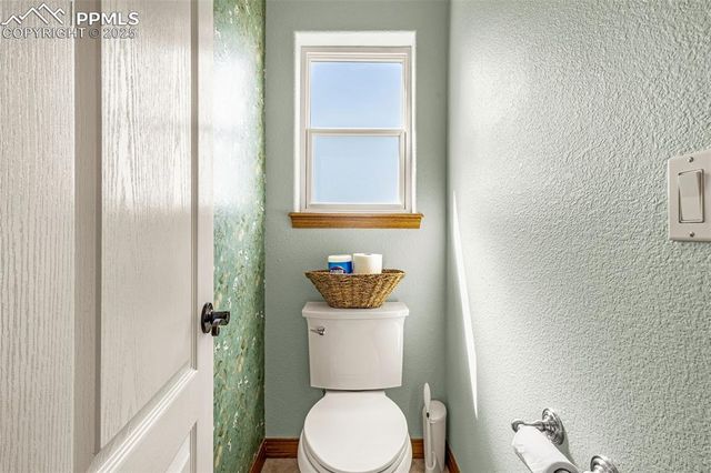 240 Mission Hill Way, Colorado Springs, CO 80921