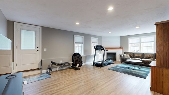 3 Old Field Way 3, Lakeville, MA 02347