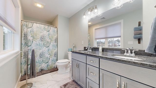 3 Old Field Way 3, Lakeville, MA 02347