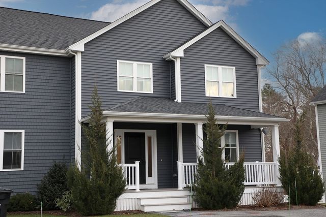 3 Old Field Way 3, Lakeville, MA 02347