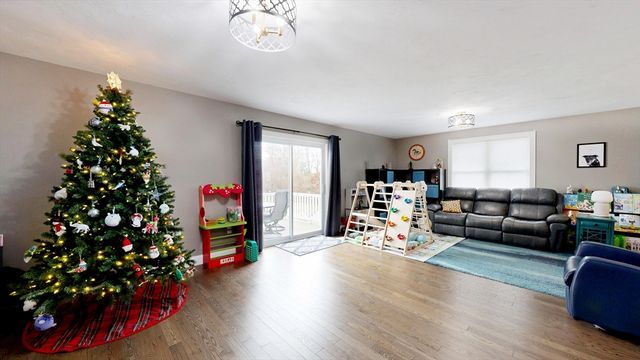 3 Old Field Way 3, Lakeville, MA 02347