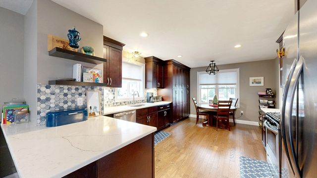 3 Old Field Way 3, Lakeville, MA 02347