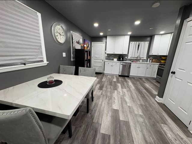 1105 Joliet Street, West Chicago, IL 60185