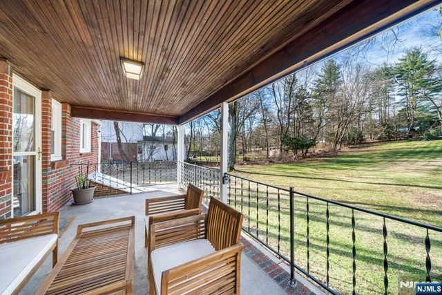 181 Pascack Road, Woodcliff Lake, NJ 07677