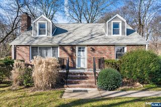 181 Pascack Road, Woodcliff Lake, NJ 07677