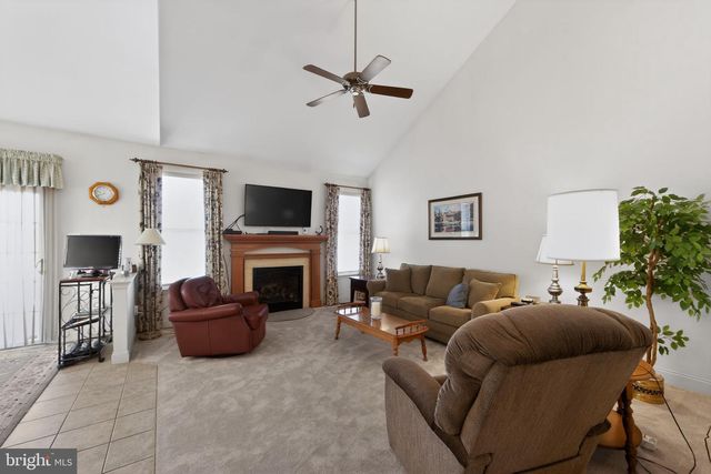 293 GASTON LN, Coatesville, PA 19320