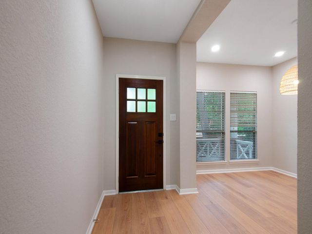 54 Douvaine Ct, The Woodlands, TX 77382
