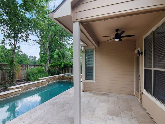 54 Douvaine Ct, The Woodlands, TX 77382