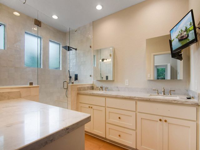 54 Douvaine Ct, The Woodlands, TX 77382