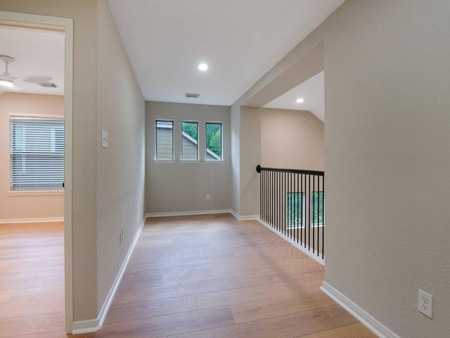 54 Douvaine Ct, The Woodlands, TX 77382