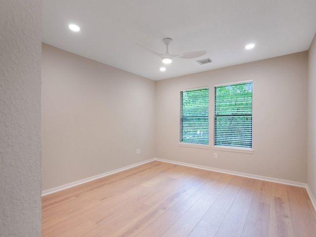 54 Douvaine Ct, The Woodlands, TX 77382