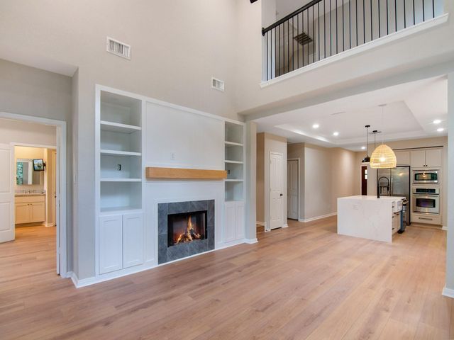 54 Douvaine Ct, The Woodlands, TX 77382