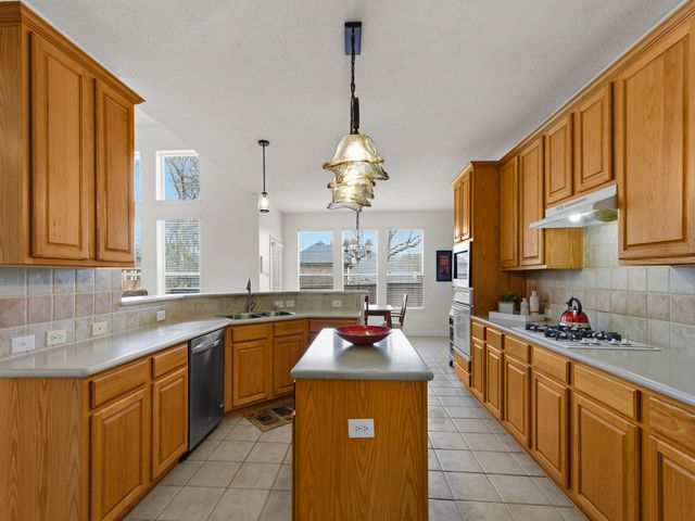 3244 Newhaven Drive, Highland Village, TX 75077