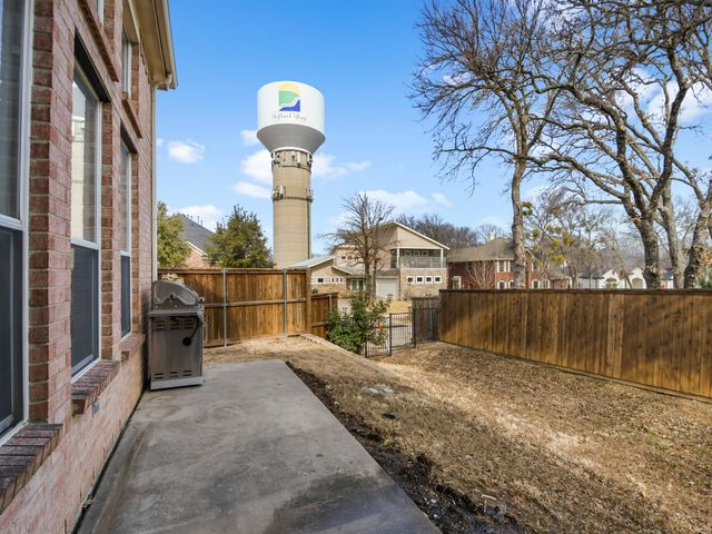 3244 Newhaven Drive, Highland Village, TX 75077