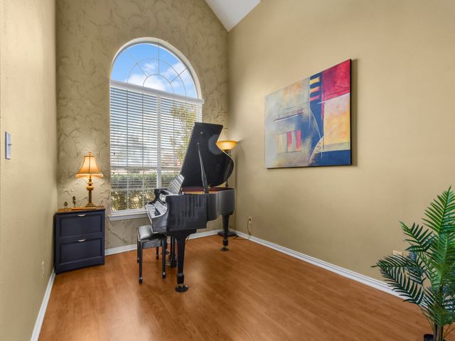 3244 Newhaven Drive, Highland Village, TX 75077