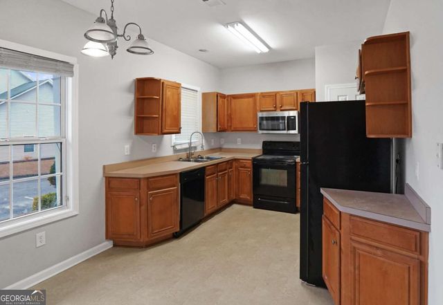 2555 Flat Shoals Road 404, South Fulton, GA 30349