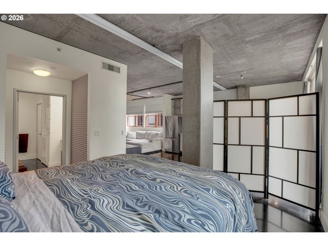 411 Nw FLANDERS St 310, Portland, OR 97209
