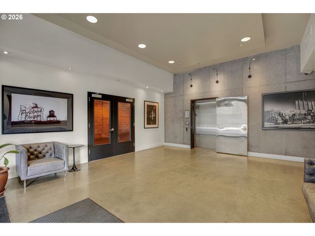 411 Nw FLANDERS St 310, Portland, OR 97209