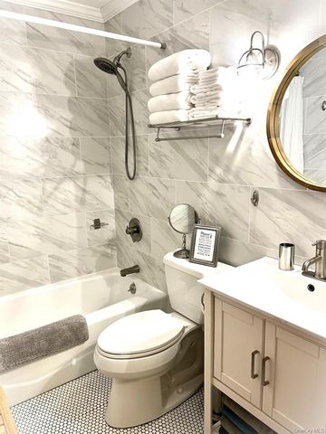 105 Krause Road, Mattituck, NY 11952