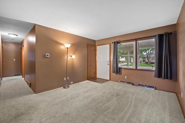 126 Stone STREET, Beaver Dam, WI 53916