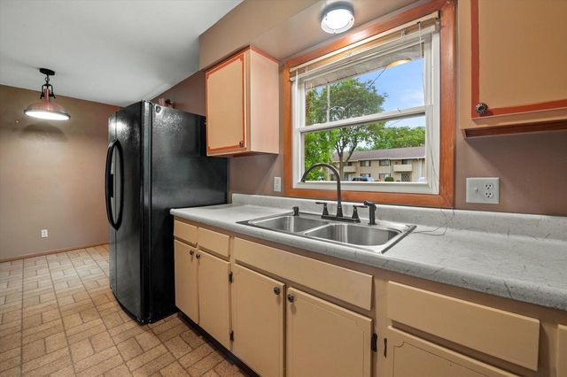 126 Stone STREET, Beaver Dam, WI 53916