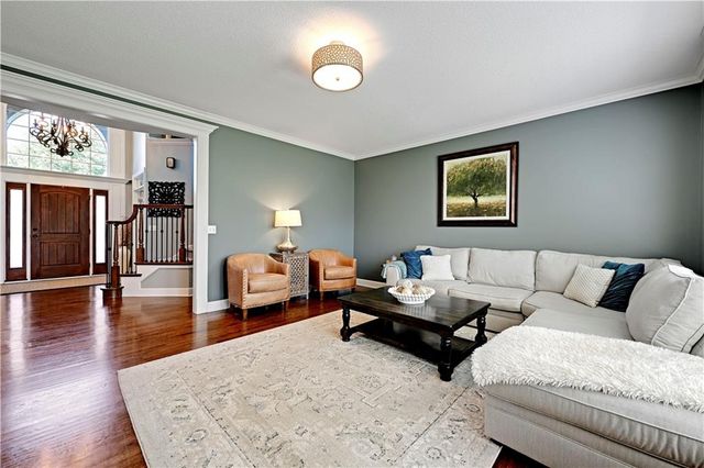 5013 W 150TH Street, Leawood, KS 66224