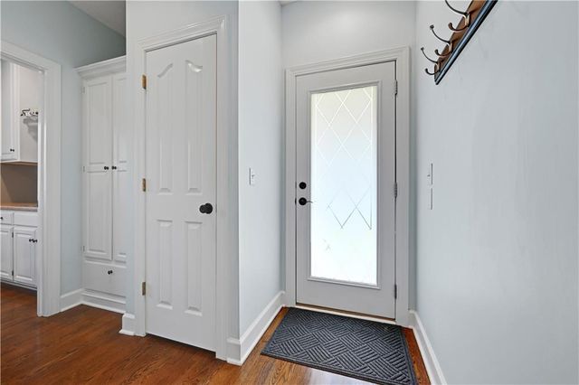 5013 W 150TH Street, Leawood, KS 66224