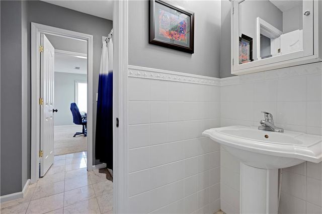 5013 W 150TH Street, Leawood, KS 66224