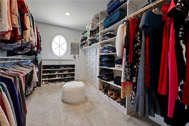 5013 W 150TH Street, Leawood, KS 66224