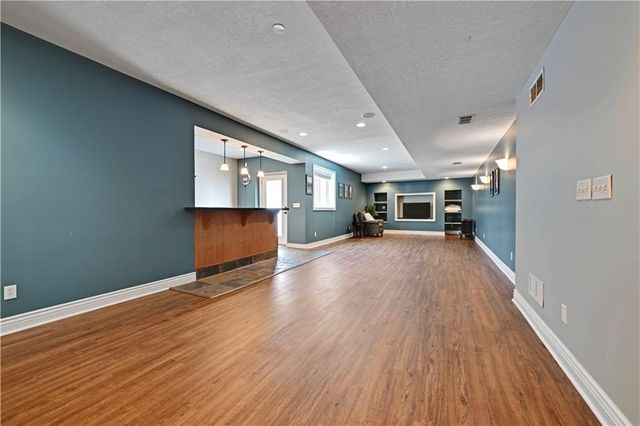 5013 W 150TH Street, Leawood, KS 66224