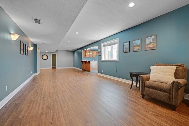 5013 W 150TH Street, Leawood, KS 66224