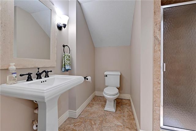 5013 W 150TH Street, Leawood, KS 66224