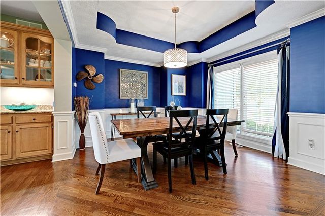 5013 W 150TH Street, Leawood, KS 66224