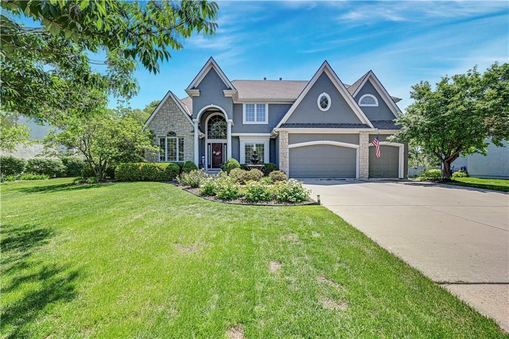 5013 W 150TH Street, Leawood, KS 66224