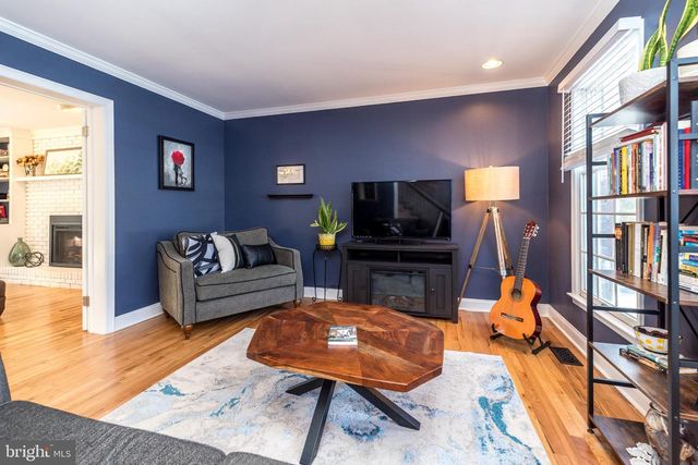 1465 BUCK HILL DR, Southampton, PA 18966