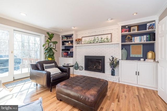 1465 BUCK HILL DR, Southampton, PA 18966