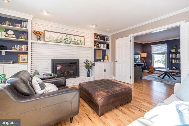 1465 BUCK HILL DR, Southampton, PA 18966