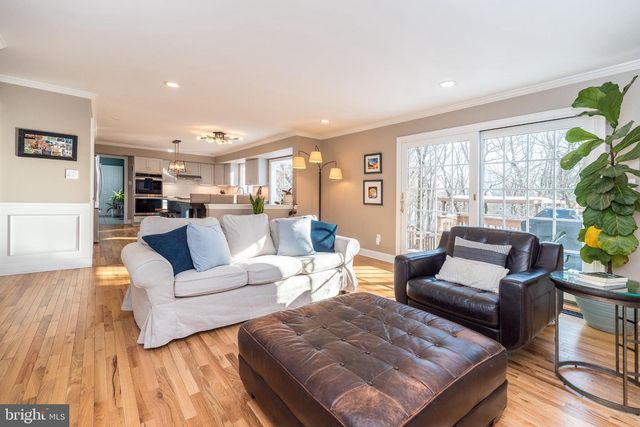 1465 BUCK HILL DR, Southampton, PA 18966