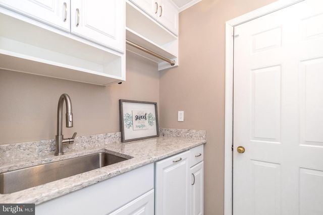 1465 BUCK HILL DR, Southampton, PA 18966