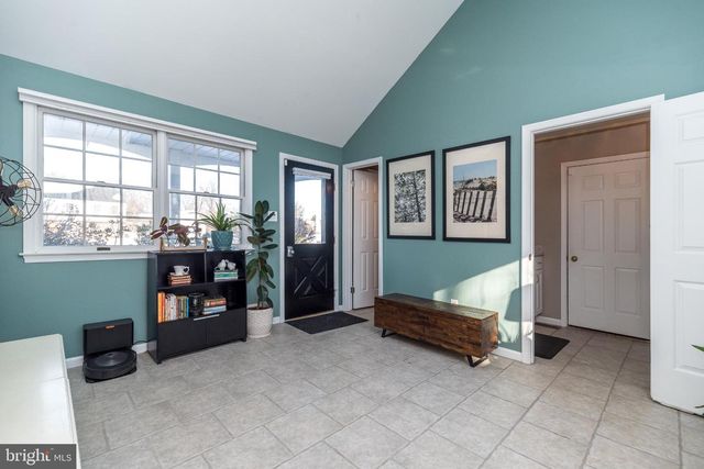 1465 BUCK HILL DR, Southampton, PA 18966