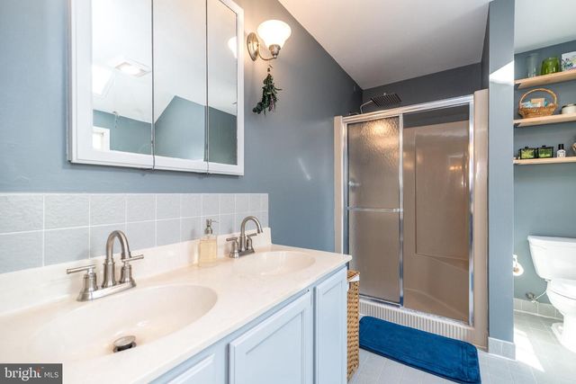 1465 BUCK HILL DR, Southampton, PA 18966