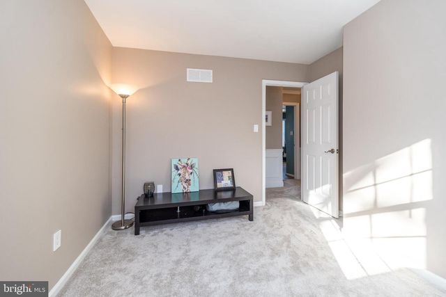 1465 BUCK HILL DR, Southampton, PA 18966