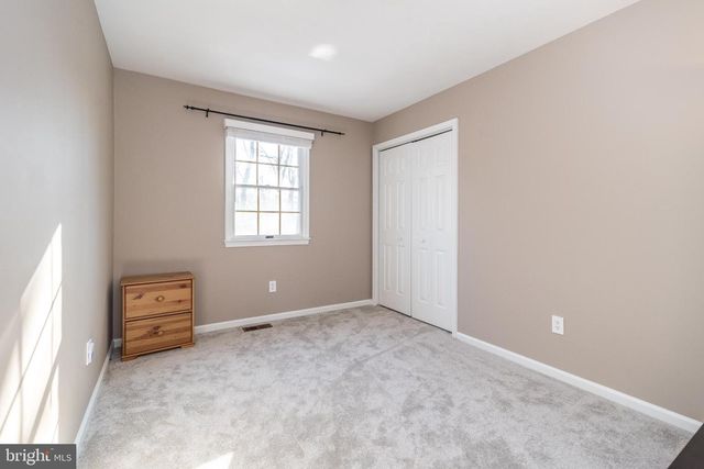 1465 BUCK HILL DR, Southampton, PA 18966