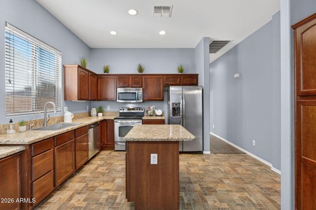 311 W MONTEGO Drive, Casa Grande, AZ 85122