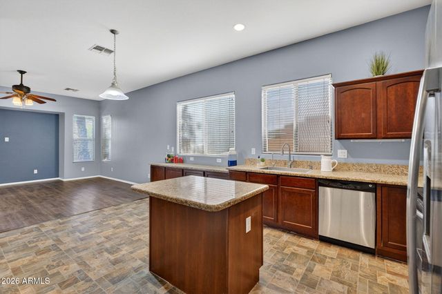 311 W MONTEGO Drive, Casa Grande, AZ 85122