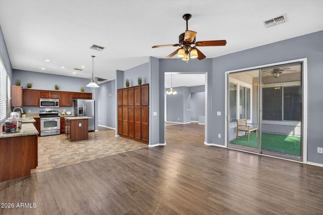 311 W MONTEGO Drive, Casa Grande, AZ 85122