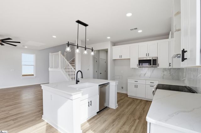 170 Buncombe Street, Woodruff, SC 29388