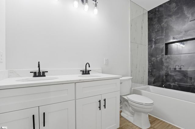 170 Buncombe Street, Woodruff, SC 29388