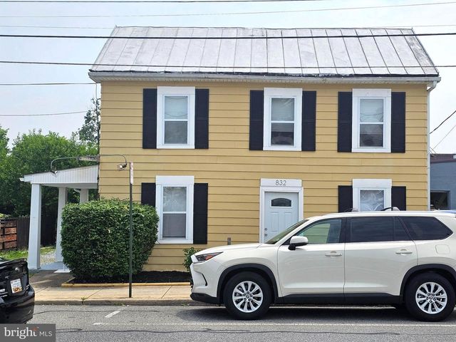 832 S POTOMAC ST, Hagerstown, MD 21740